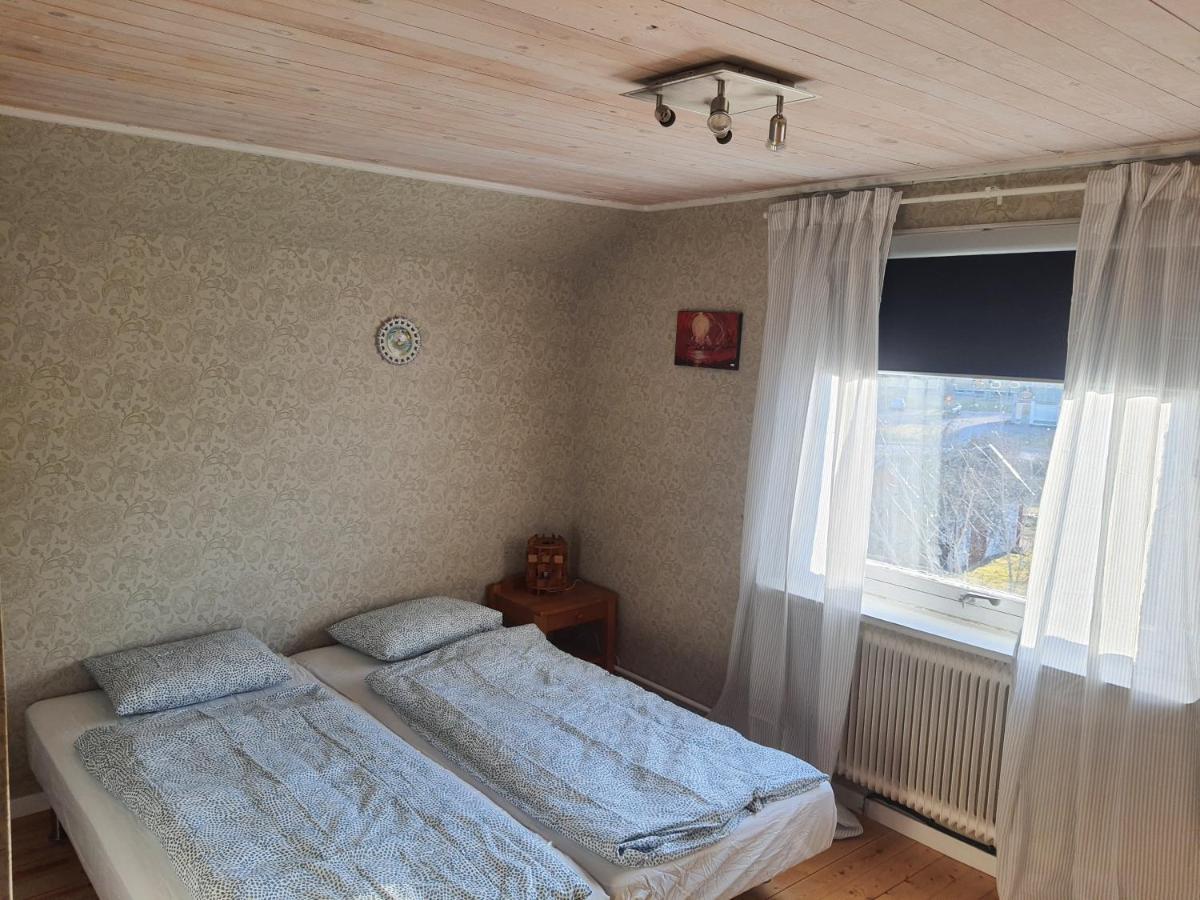 Liten Laegenhet 2 + 2 Pers Fagelfors Exterior photo